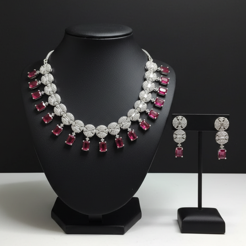 Mahira Necklace Set