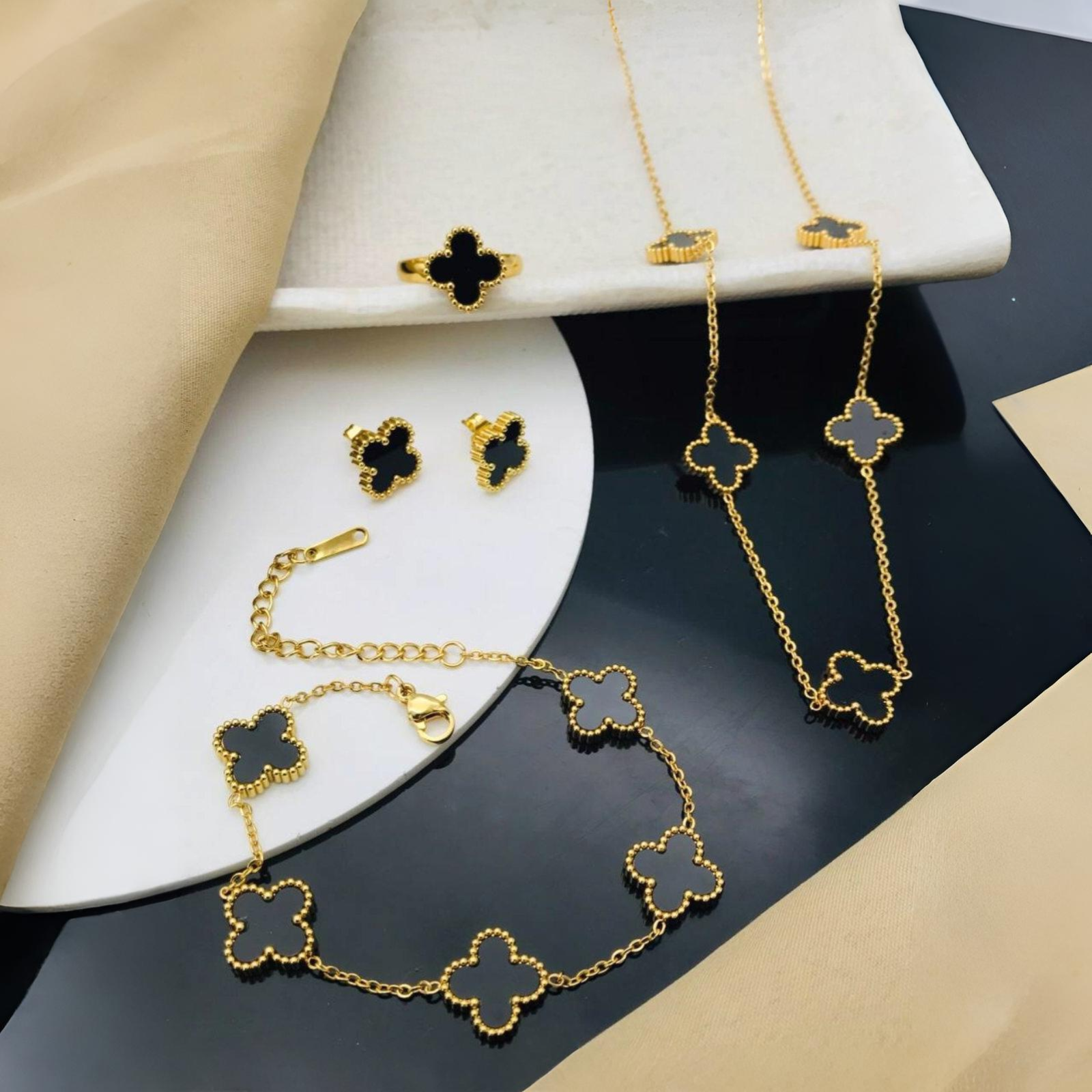 Black Clover Prime Set